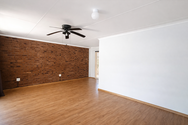 3 Bedroom Property for Sale in Langenhovenpark Free State